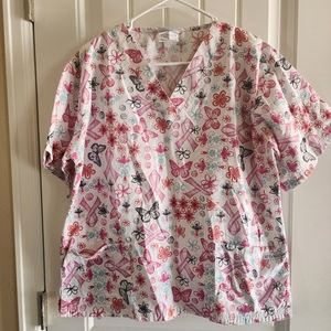 Uniform Advantage Scrub Top